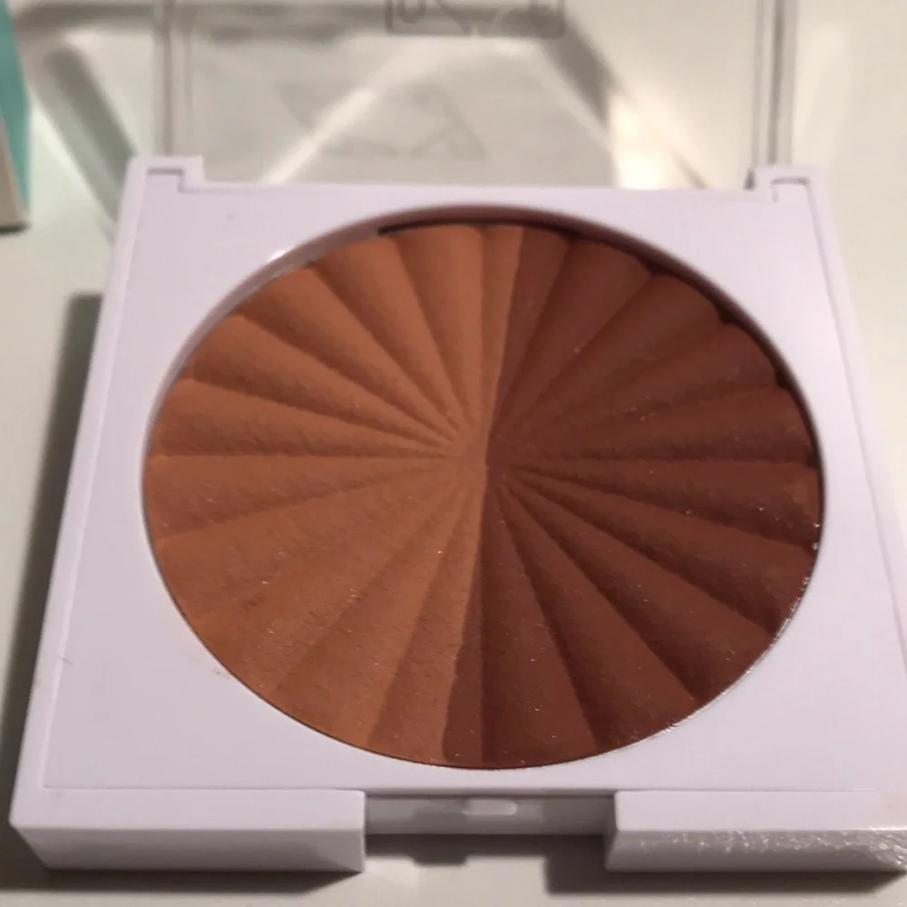 NEW OFRA COSMETICS South Beach Bronzer